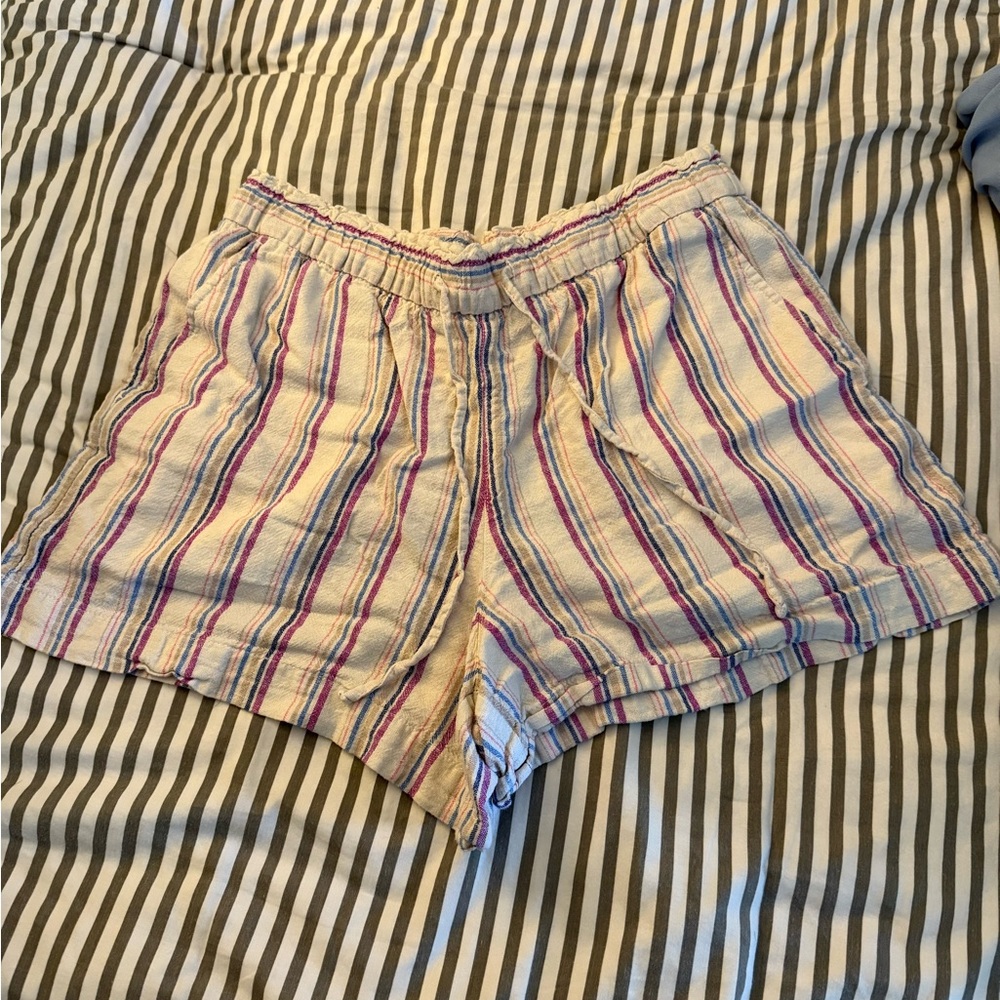 linen shorts